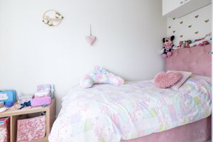 Bedroom- click for photo gallery